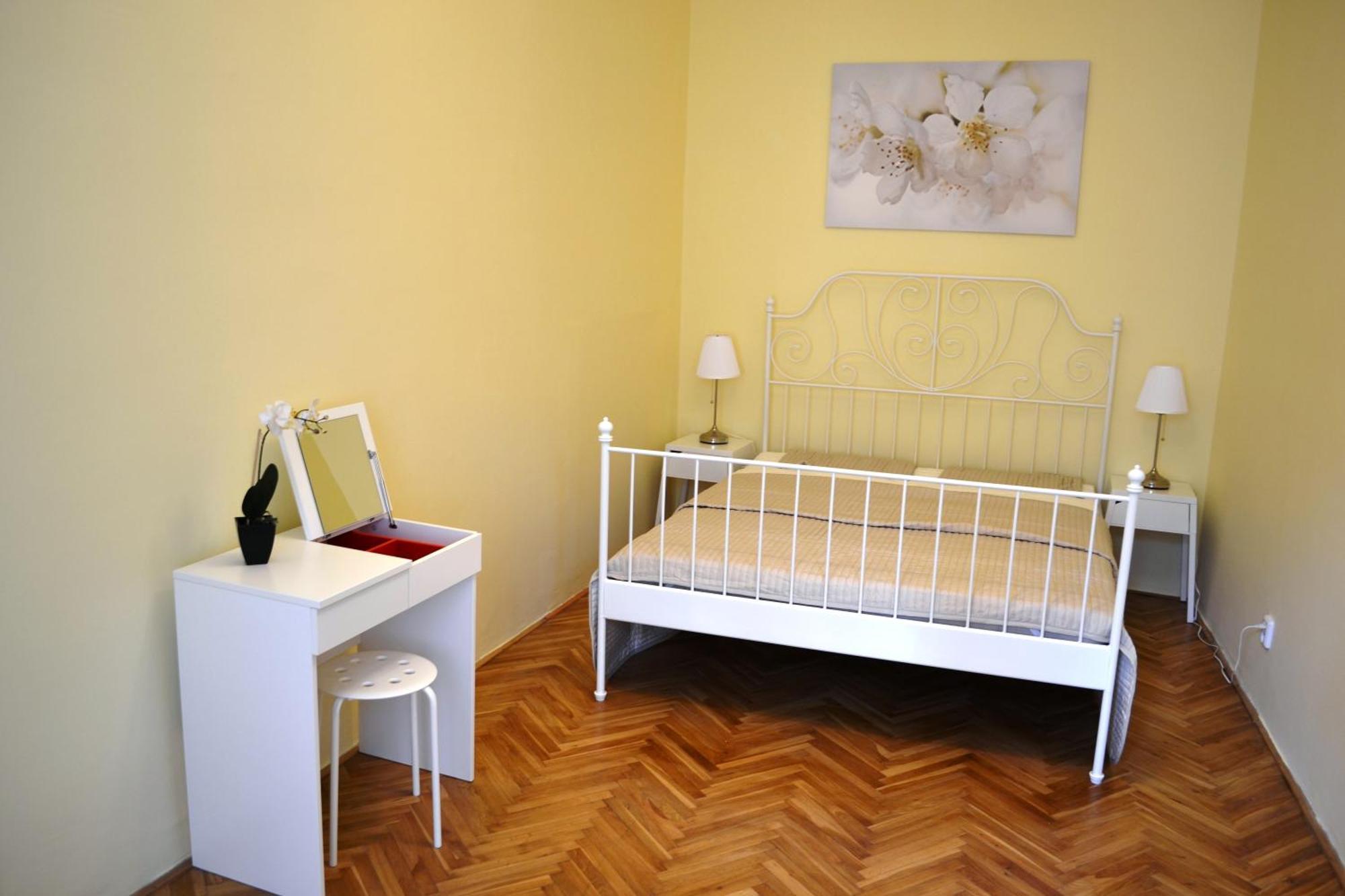 Sunflower 2Bdr Flat By Ruterra Praha Exteriér fotografie