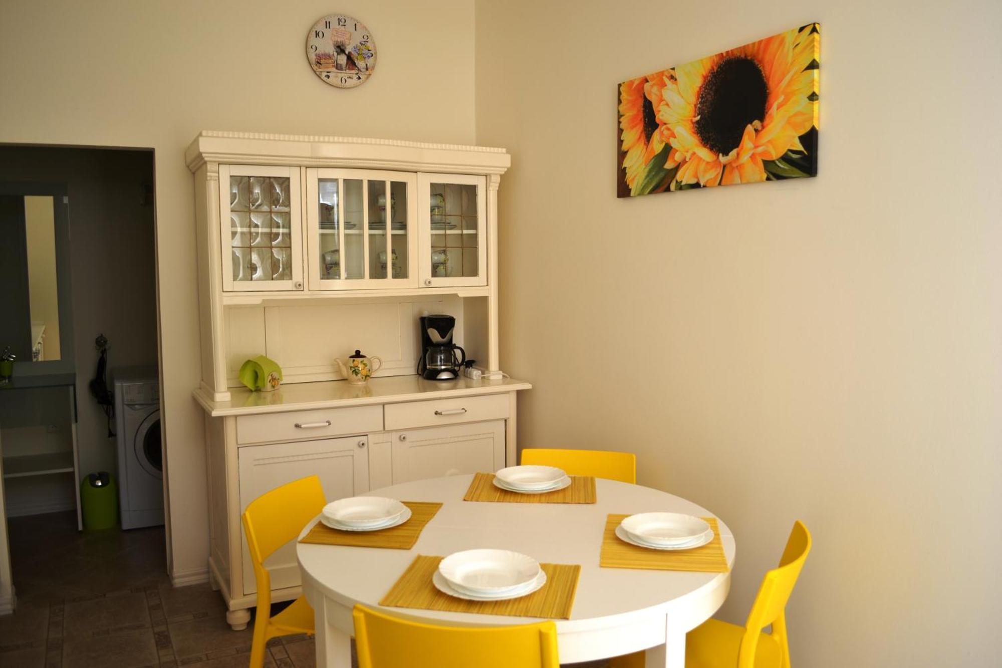 Sunflower 2Bdr Flat By Ruterra Praha Exteriér fotografie